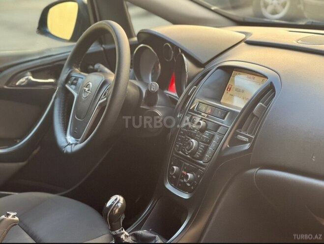 Opel Astra 2012, 250,000 km - 1.3 l - Bakı
