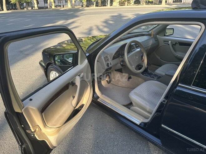 Mercedes C 200 1999, 333,674 km - 2.0 л - Mingəçevir