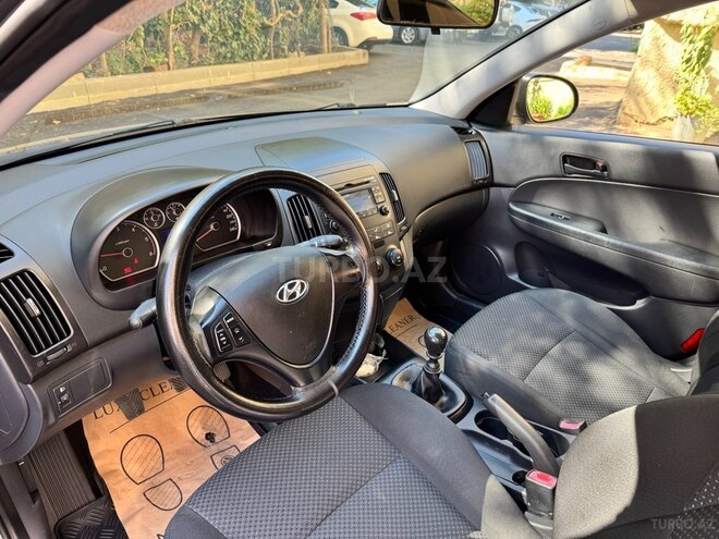 Hyundai i30 2009, 274,000 km - 1.6 l - Bakı