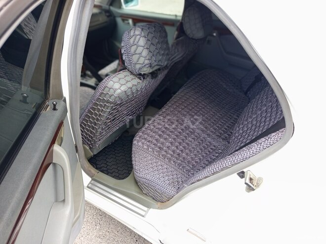 Mercedes C 200 1995, 228,000 km - 2.0 л - Bakı
