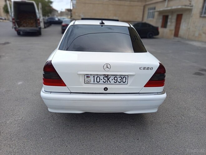 Mercedes C 200 1995, 228,000 km - 2.0 л - Bakı