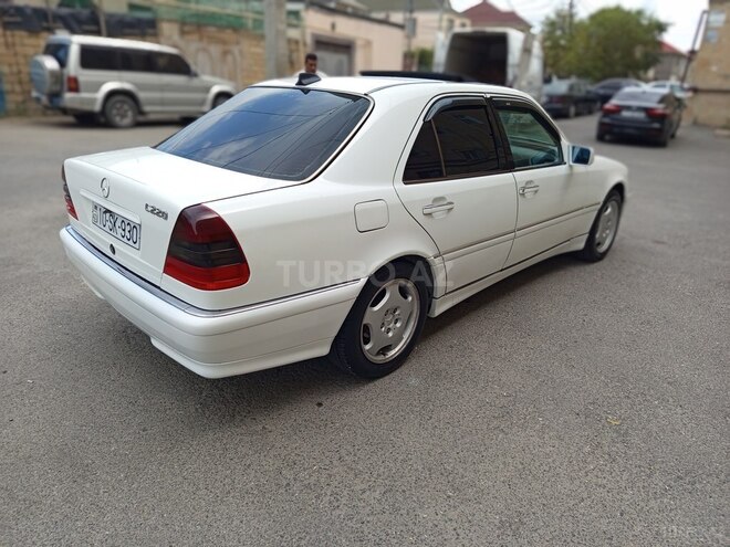 Mercedes C 200 1995, 228,000 km - 2.0 л - Bakı
