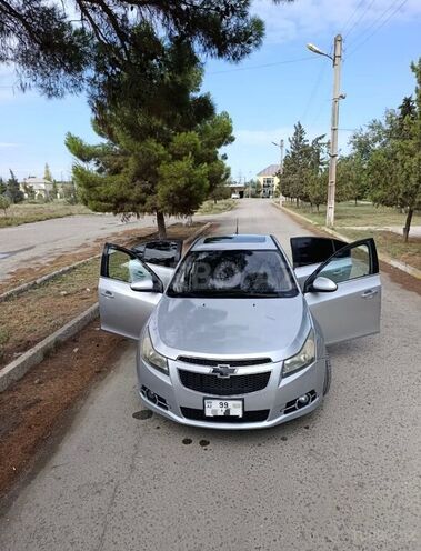 Chevrolet Cruze 2012, 412,358 km - 1.4 l - Salyan