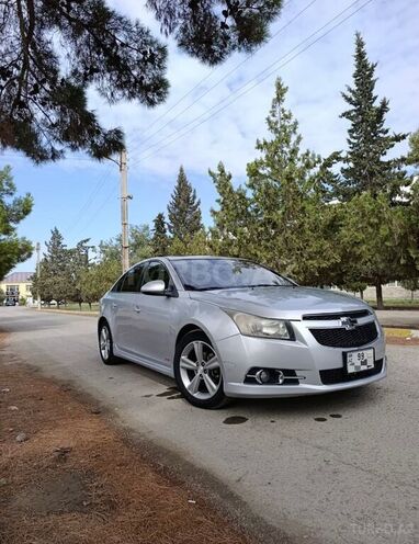 Chevrolet Cruze 2012, 412,358 km - 1.4 l - Salyan