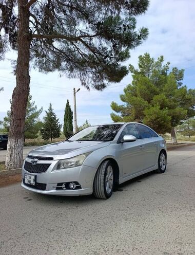 Chevrolet Cruze 2012, 412,358 km - 1.4 l - Salyan