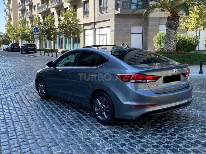 Hyundai Elantra 2017, 58,347 km - 2.0 l - Bakı