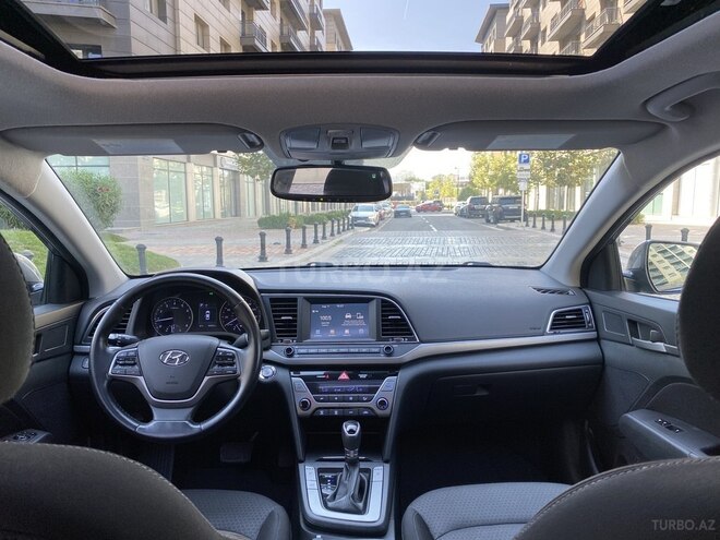 Hyundai Elantra 2017, 58,347 km - 2.0 l - Bakı