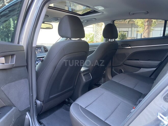 Hyundai Elantra 2017, 58,347 km - 2.0 l - Bakı
