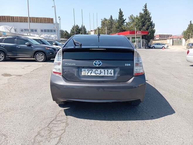 Toyota Prius 2010, 418,429 km - 1.8 l - Bakı