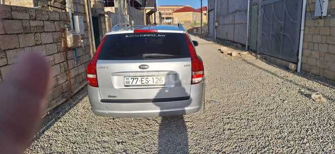 Kia Ceed 2009, 280,000 km - 1.6 л - Bakı