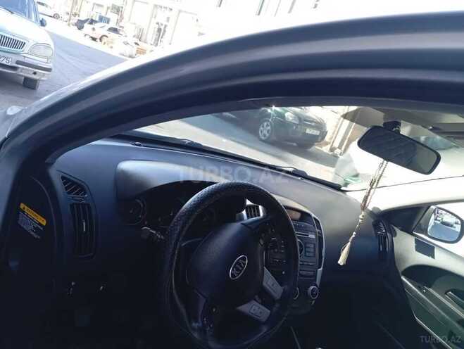 Kia Ceed 2009, 280,000 km - 1.6 л - Bakı