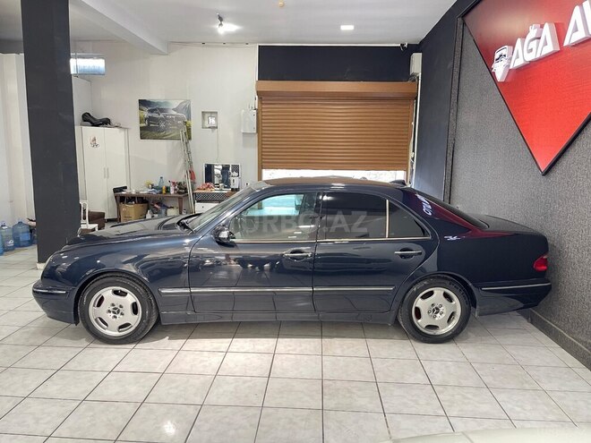 Mercedes E 240 1999, 365,000 km - 2.4 l - Sumqayıt