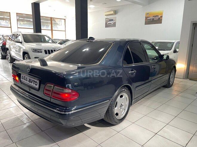 Mercedes E 240 1999, 365,000 km - 2.4 l - Sumqayıt