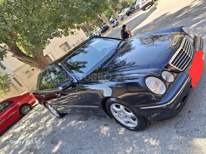 Mercedes E 270 2001, 48,000 km - 2.7 l - Bakı
