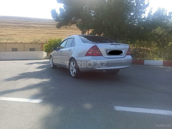 Mercedes C 240 2001, 202,238 km - 2.6 l - Bakı