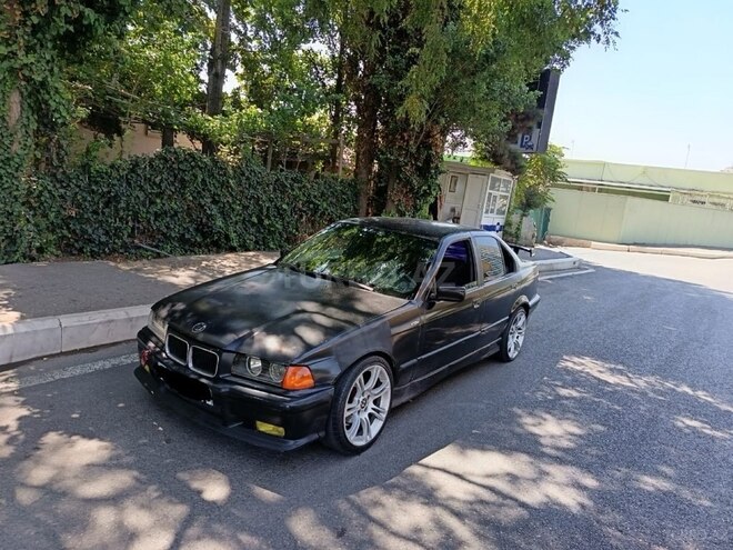 BMW 328 1997, 250,000 km - 2.8 l - Bakı