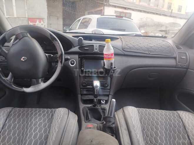 Renault Laguna 2002, 420,000 km - 1.8 l - Ucar