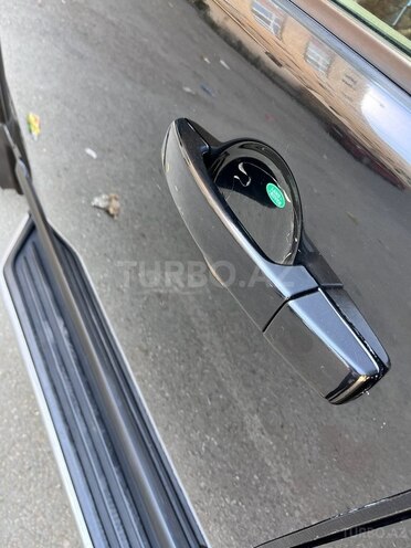 Land Rover Discovery 2009, 329,000 km - 2.7 l - Bakı