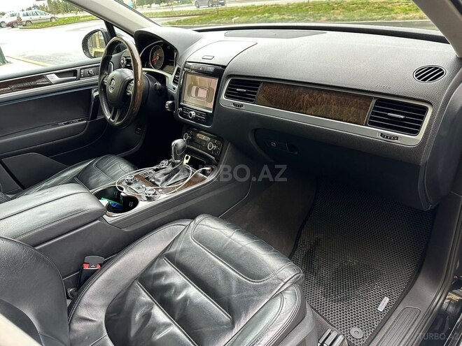 Volkswagen Touareg 2012, 260,000 km - 3.6 l - Bakı