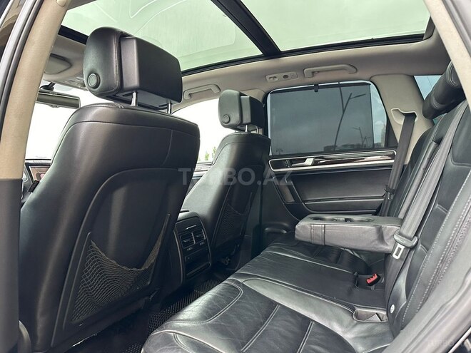 Volkswagen Touareg 2012, 260,000 km - 3.6 l - Bakı