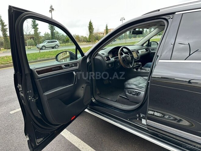 Volkswagen Touareg 2012, 260,000 km - 3.6 l - Bakı