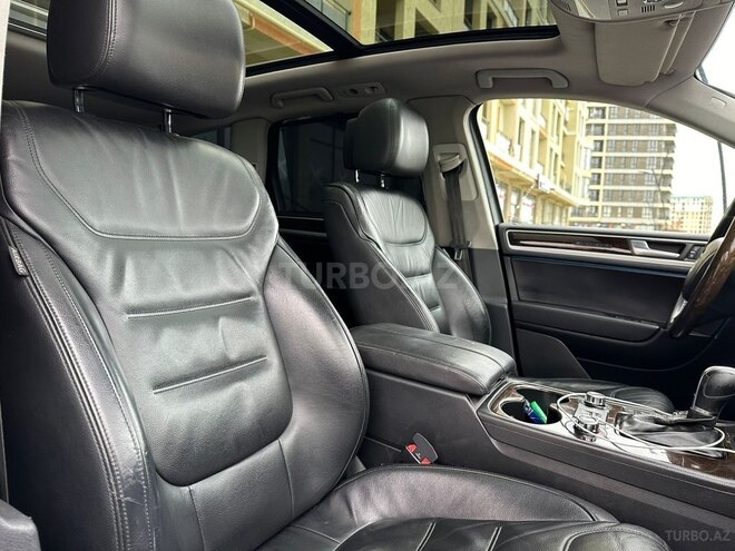 Volkswagen Touareg 2012, 260,000 km - 3.6 l - Bakı