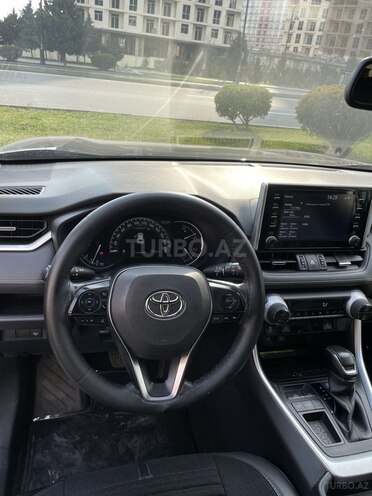 Toyota RAV4 2018, 133,000 km - 2.0 l - Bakı