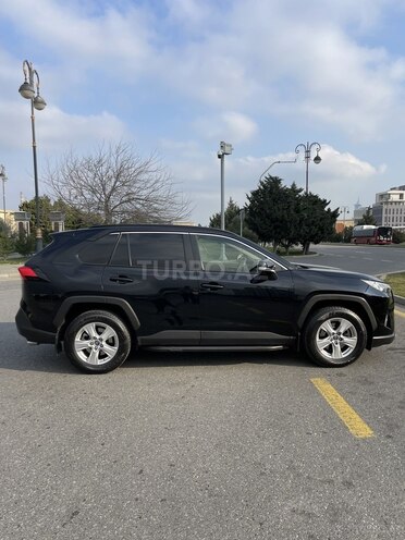 Toyota RAV4 2018, 133,000 km - 2.0 l - Bakı