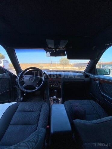 Mercedes C 220 1994, 250,000 km - 2.2 l - Bakı