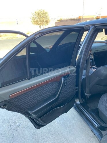 Mercedes C 220 1994, 250,000 km - 2.2 l - Bakı