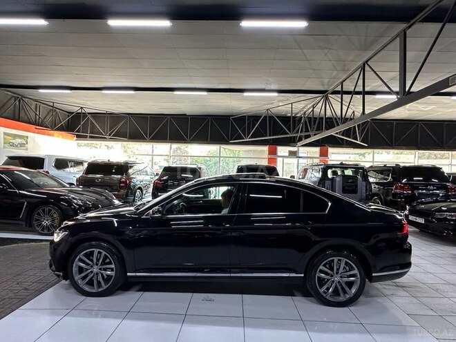Volkswagen Passat 2018, 162,200 km - 1.8 l - Bakı
