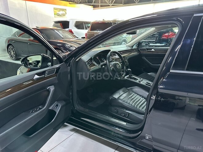 Volkswagen Passat 2018, 162,200 km - 1.8 l - Bakı