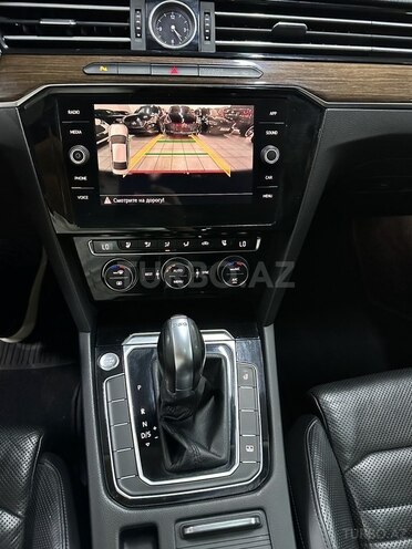 Volkswagen Passat 2018, 162,200 km - 1.8 l - Bakı