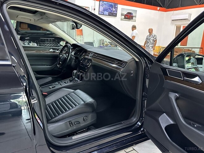 Volkswagen Passat 2018, 162,200 km - 1.8 l - Bakı