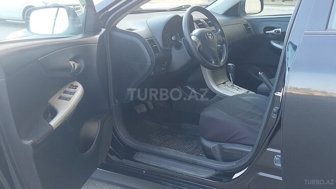 Toyota Corolla 2010, 182,000 km - 1.8 l - Bakı