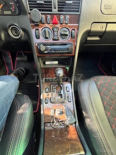 Mercedes C 230 1999, 290,000 km - 2.3 l - Bakı