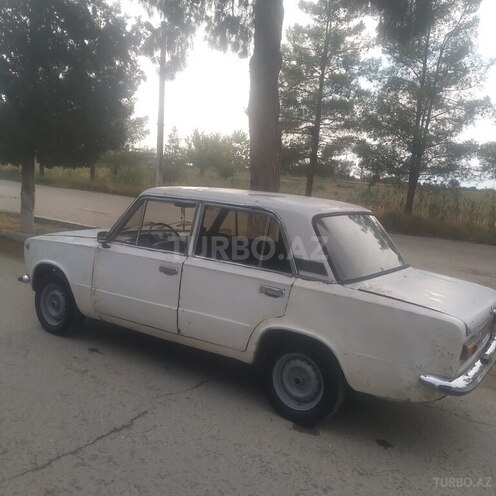 LADA (VAZ) 21011 1980, 24,800 km - 0.2 l - Salyan