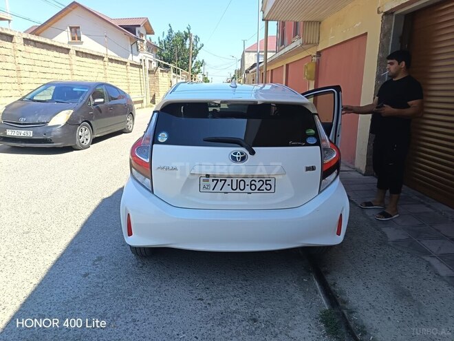 Toyota Aqua 2019, 16,000 km - 1.5 l - Bakı
