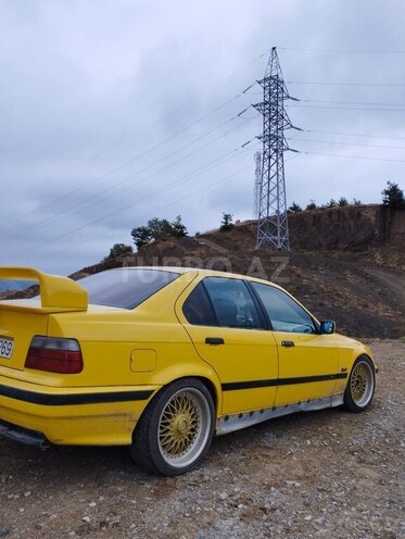 BMW 320 1995, 500,000 km - 2.0 l - 