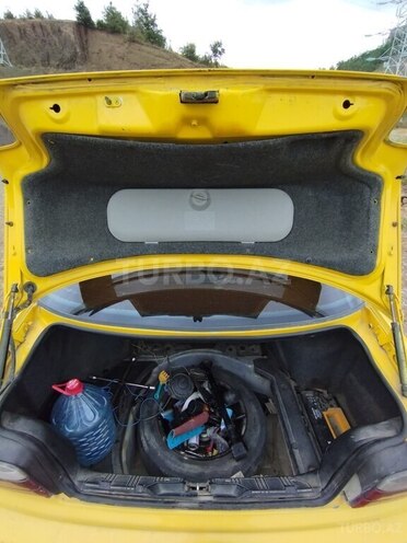 BMW 320 1995, 500,000 km - 2.0 l - 