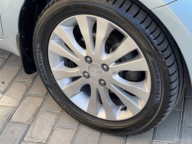 Hyundai i20 2009, 130,500 km - 1.6 l - Bakı