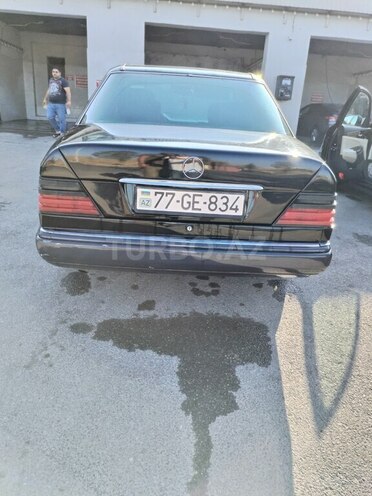 Mercedes E 220 1994, 636,000 km - 2.2 л - Bakı