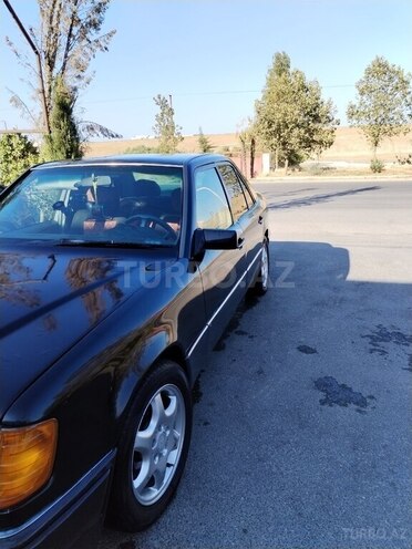 Mercedes E 220 1994, 636,000 km - 2.2 л - Bakı
