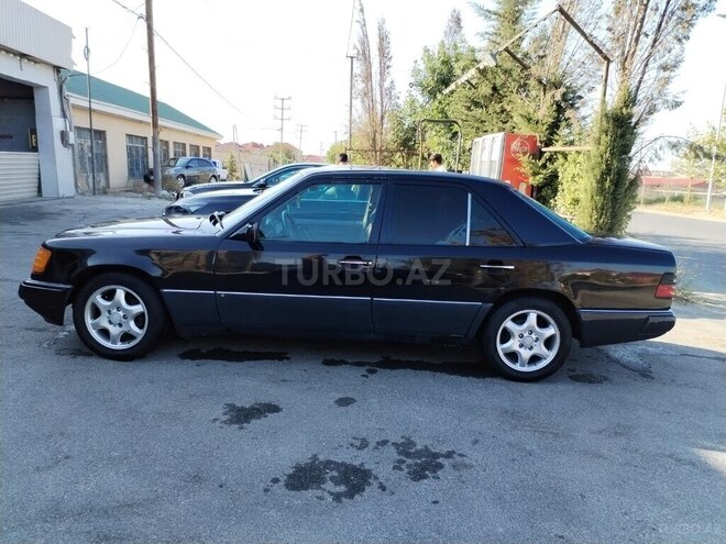 Mercedes E 220 1994, 636,000 km - 2.2 л - Bakı