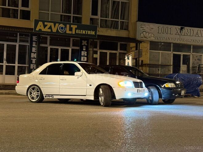 Mercedes C 180 1995, 500,000 km - 1.8 л - Qusar