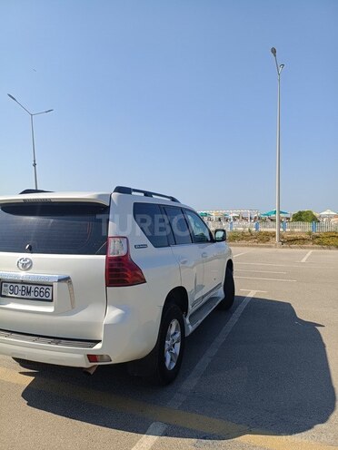 Toyota Land Cruiser Prado 2012, 221,000 km - 2.7 л - Bakı