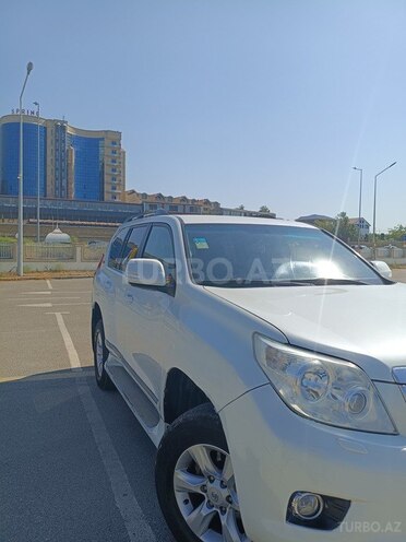Toyota Land Cruiser Prado 2012, 221,000 km - 2.7 л - Bakı