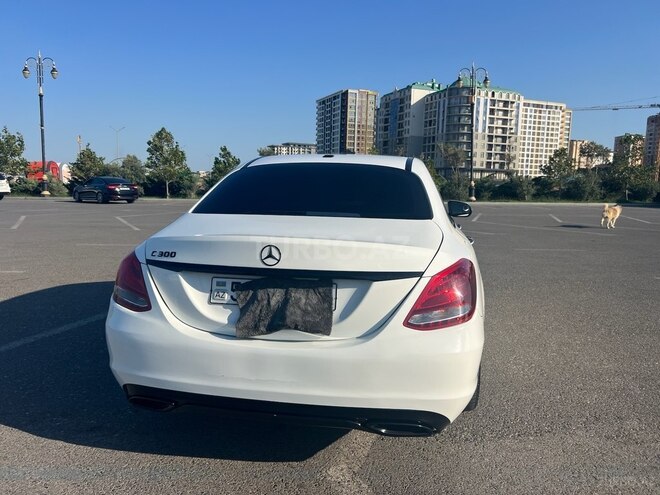 Mercedes C 300 2015, 146,000 km - 3.0 л - Sumqayıt
