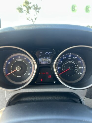 Hyundai Elantra 2015, 113,586 km - 1.8 л - Bakı