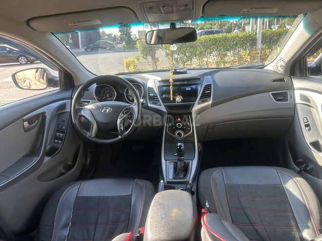 Hyundai Elantra 2015, 113,586 km - 1.8 л - Bakı